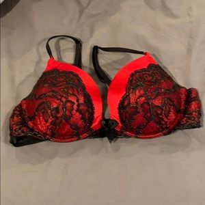 Victoria Secret Very Sexy Plunge red &black lace